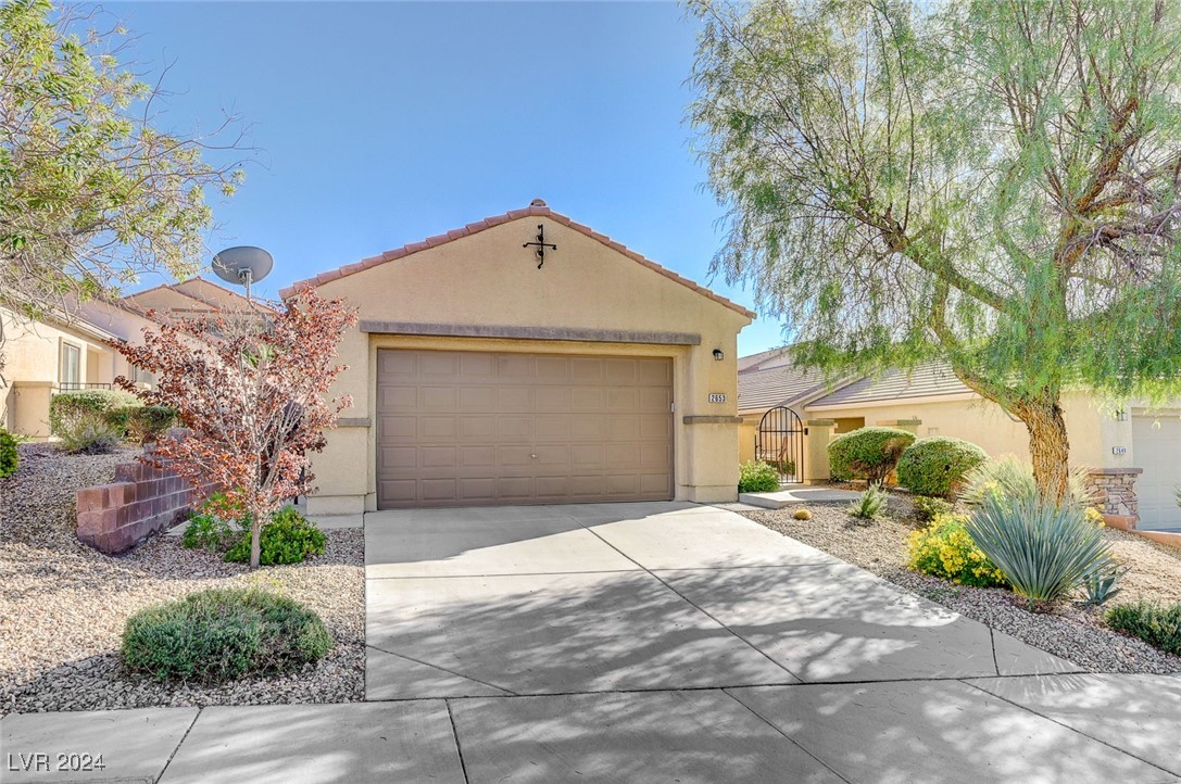 Rue Montpellier Ave, Henderson, NV 89044
