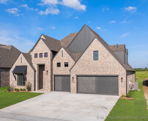 14230 S Delaware Pl, Bixby, OK, 74008-4681 | Card Image