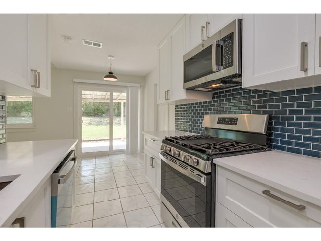 6112 Glen Meadow Dr, House other with 4 bedrooms, 2 bathrooms and 2 parking in Austin TX | Image 15