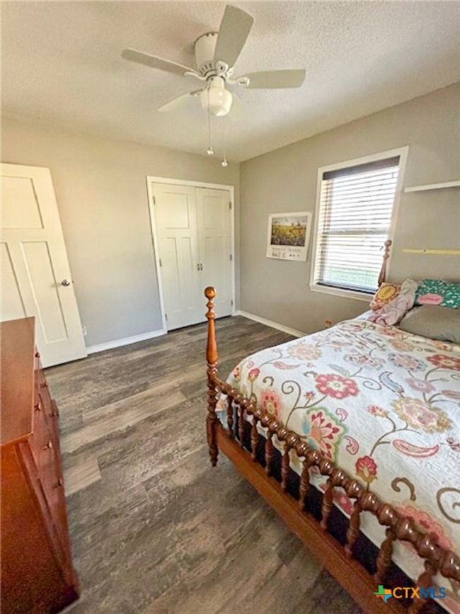 912 N Avenue G, House other with 4 bedrooms, 3 bathrooms and null parking in Shiner TX | Image 16