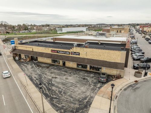 337-337 N Main Street, West Bend, WI, 53095 | Card Image