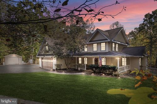 135 Old Cropps Mill Rd, FREDERICKSBURG, VA, 22406-4672 | Card Image