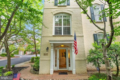 5263 Colonel Johnson Ln, ALEXANDRIA, VA, 22304-8672 | Card Image