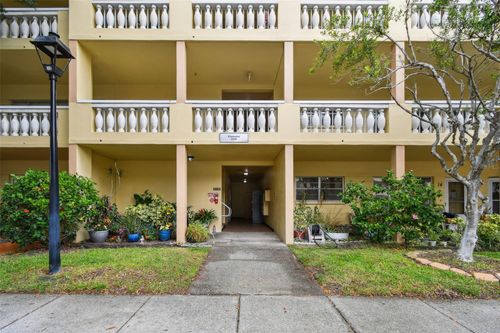 apt-66-2226 Switzerland Way, CLEARWATER, FL, 33763-2728 | Card Image