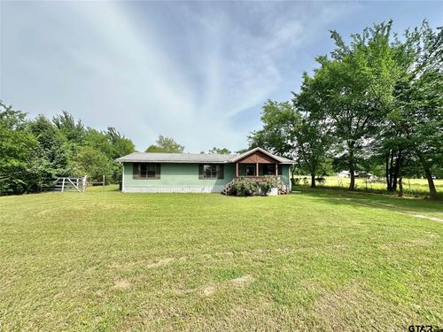 101 Taylor St, Como, TX, 75431-2812 | Card Image