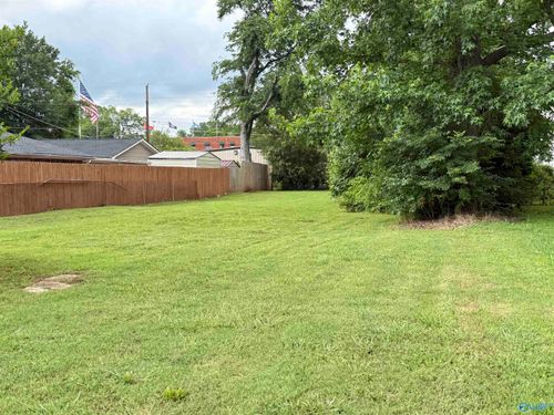 2706 6th Avenue, Huntsville, AL, 35805 | Card Image