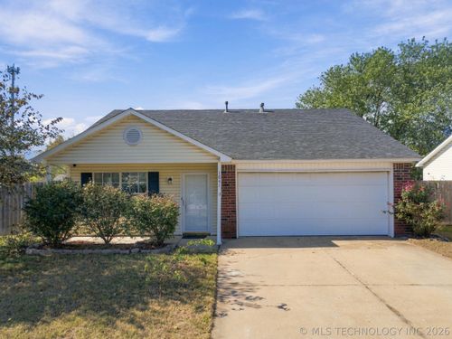 1841 Bristol Rd, Claremore, OK, 74017-3079 | Card Image