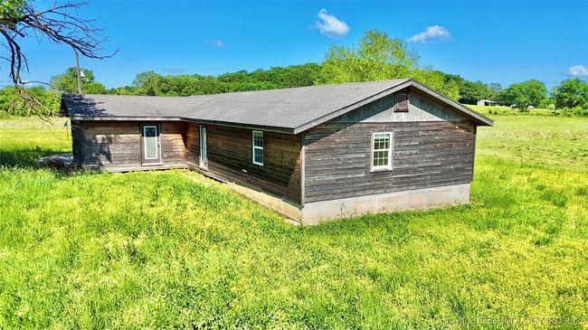 10054 W Perry Rd, House other with 3 bedrooms, 2 bathrooms and null parking in Stigler OK | Image 15