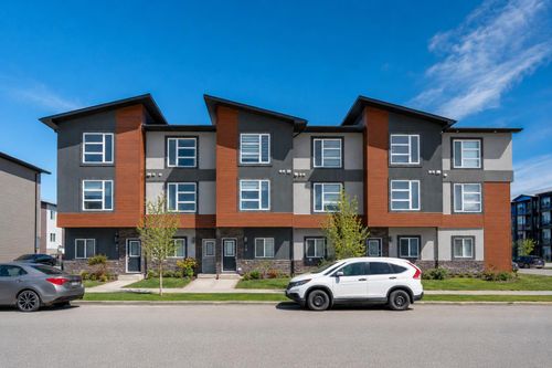 76 Skyview Link Ne, Calgary, AB, T3N1N6 | Card Image
