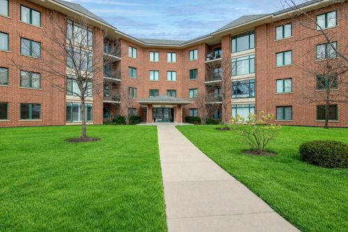 apt-114-875 E 22nd St, Lombard, IL, 60148-5025 | Card Image