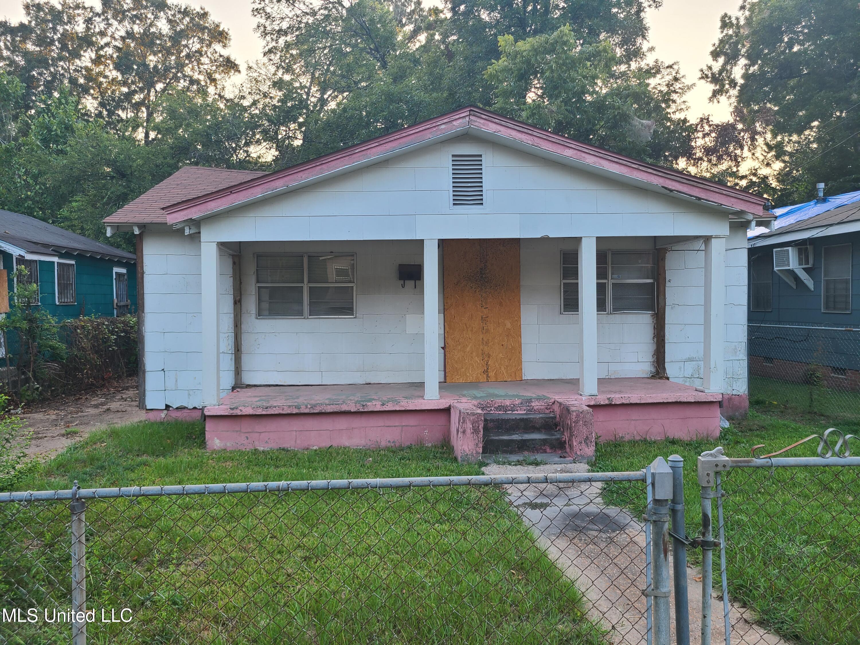 2107 Mobile Avenue, For Sale in Jackson Zoocasa