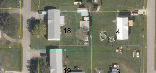 1086 Pine Ave, Moore Haven, FL, 33471 | Card Image