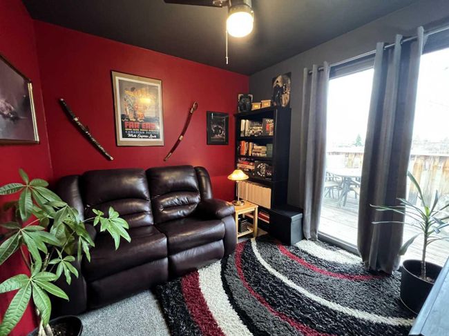 1946 15 Avenue Se, Home with 3 bedrooms, 2 bathrooms and 2 parking in Medicine Hat AB | Image 17
