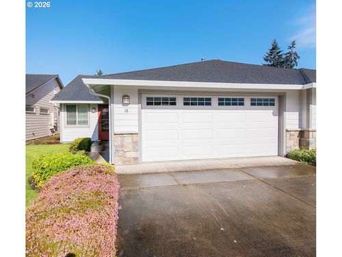 18 Willow Pointe Loop, LONGVIEW, WA, 98632-9358 | Card Image