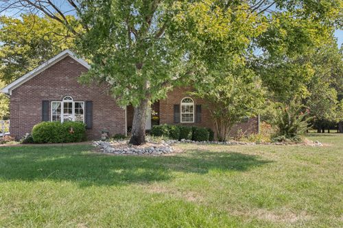 1747 Mooresville Pike, Culleoka, TN, 38451-2730 | Card Image