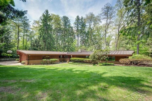 1523 Blue Heron Drive, Highland Charter Township, MI, 48357 | Card Image