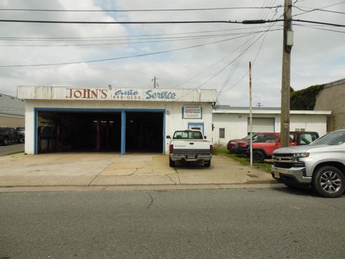 1-565 N Trenton Ave, Atlantic City, NJ, 08401-1353 | Card Image
