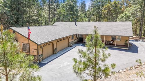 6152 Hillcrest Court, Foresthill, CA, 95631 | Card Image