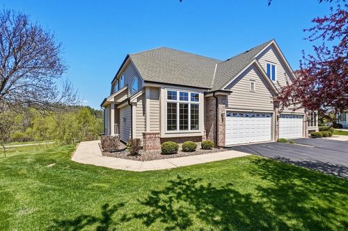 506 Spring Crest Circle, Waukesha, WI, 53188 | Card Image