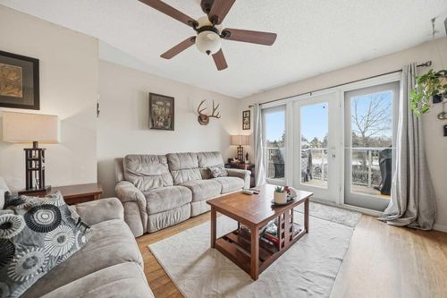 95 Summerwood Rd Se, Airdrie, AB, T4B1X1 | Card Image