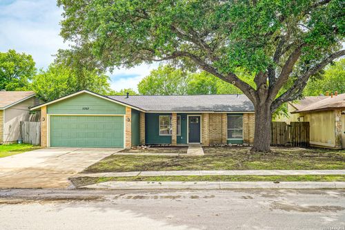 5707 Sunup Dr, San Antonio, TX, 78233 | Card Image