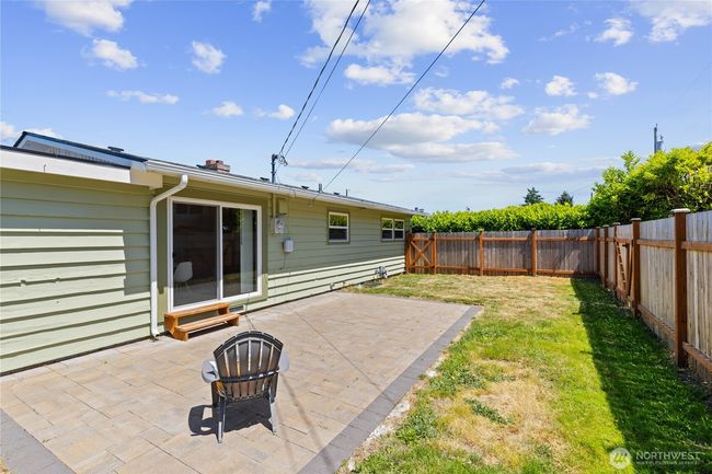 3309 W 2 Nd St, House other with 3 bedrooms, 1 bathrooms and 1 parking in Anacortes WA | Image 26
