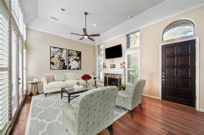 Virtually staged. Situated in one of Houston's most vibrant neighborhoods, residents have easy access to an array of culinary delights and recreational activities. | Image 2