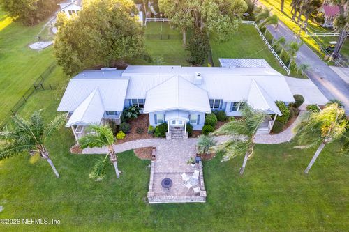 1 Magnolia Ave, Crescent City, FL, 32112-2424 | Card Image