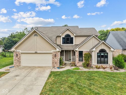 12619 Doe Ln, Indianapolis, IN, 46236-8592 | Card Image