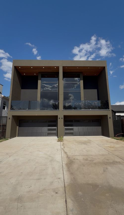 818 Lambert St, Dallas, TX, 75203-3710 | Card Image
