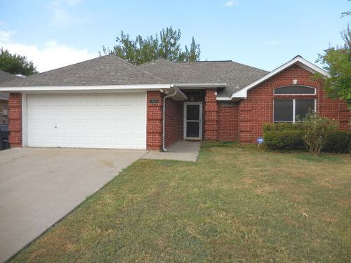 3164 Lido Way, Denton, TX, 76207-7661 | Card Image