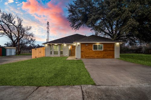 3500 Roberts Ave, Dallas, TX, 75215-3058 | Card Image
