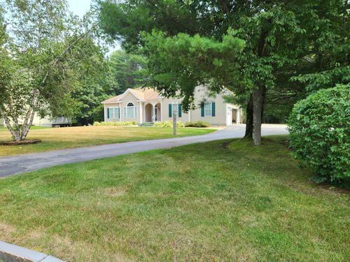 18 Hayward Brook Dr, Concord, NH, 03301-1838 | Card Image
