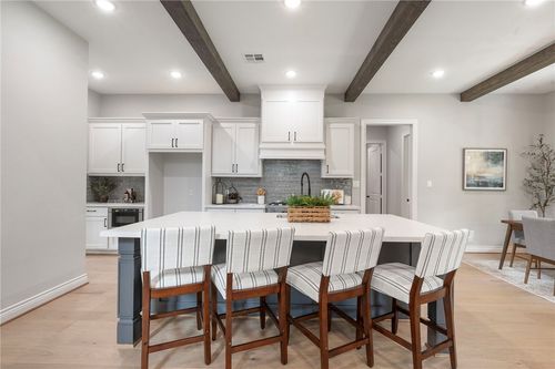 13291 Hopes Creek Rd, College Station, TX, 77845-9225 | Card Image