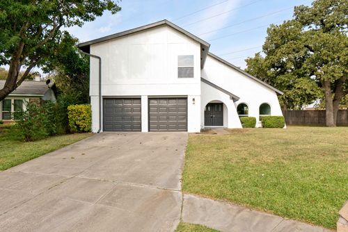 3152 Woodbridge Dr, Bedford, TX, 76021-3644 | Card Image