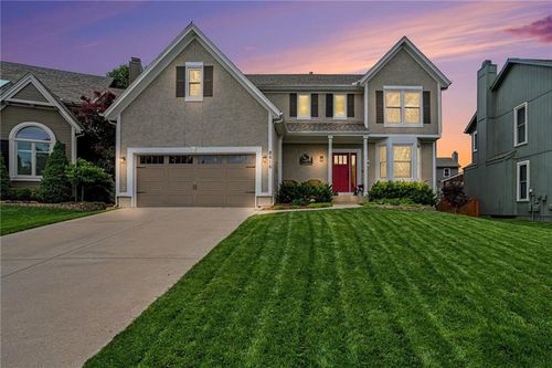 8616 W 127th Pl, Overland Park, KS, 66213-3733 | Card Image