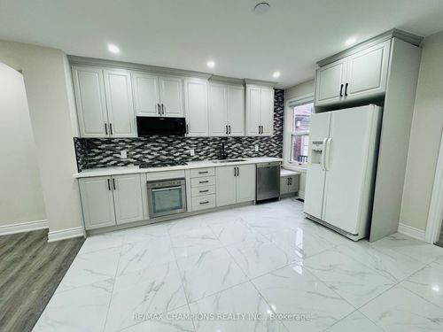 main-flr-196 Caledonia Road, York, ON, M6E4S7 | Card Image