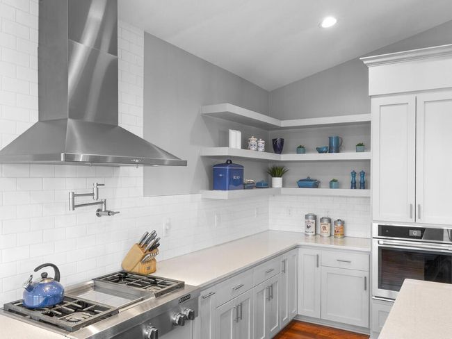 floating shelves | Image 25