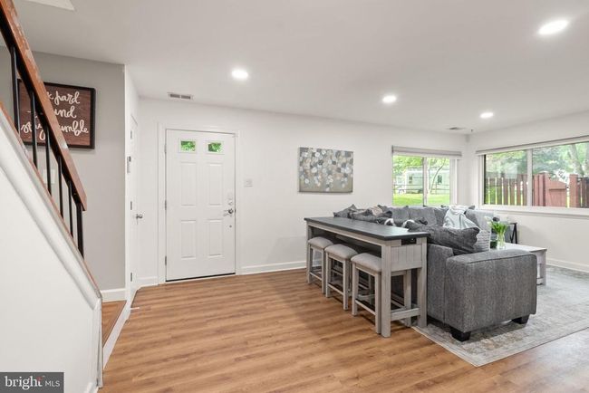 10627 Summer Oak Ct, Townhouse with 4 bedrooms, 3 bathrooms and null parking in BURKE VA | Image 12