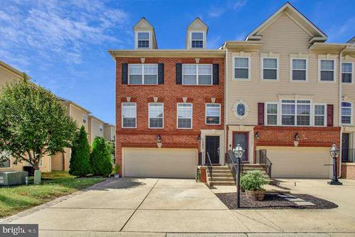 7305 Mockingbird Cir, GLEN BURNIE, MD, 21060-8422 | Card Image