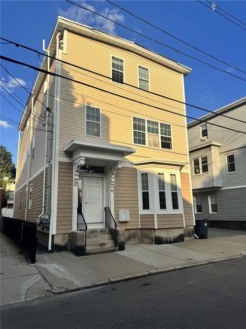 82 Sutton St, Providence, RI, 02903-1461 | Card Image