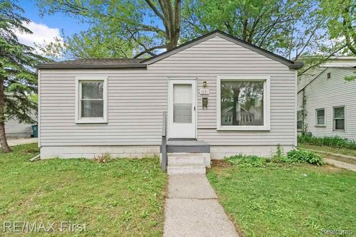 1631 Channing St, Ferndale, MI, 48220-2673 | Card Image
