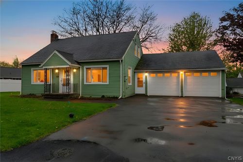 807 Second St, Salina, NY, 13088 | Card Image