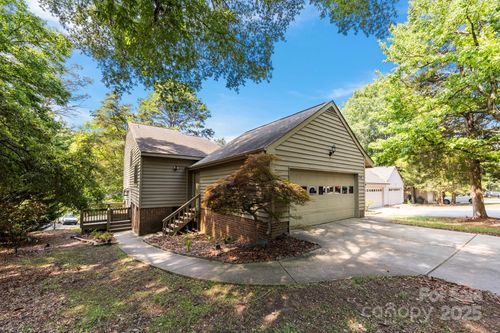 9008 St Croix Lane, Charlotte, NC, 28277 | Card Image