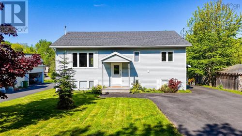 8 Iona Rd, Wolfville, NS, B4P2H1 | Card Image