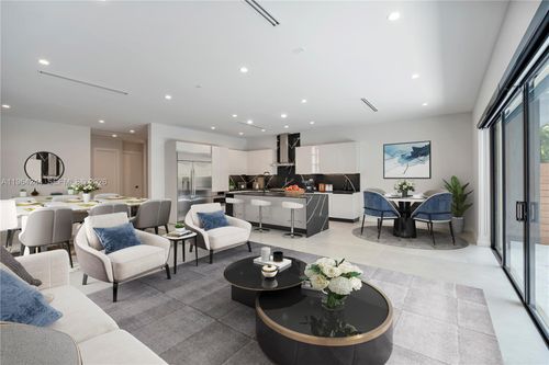 2962 W Trade Ave, Coconut Grove, FL, 33133-3764 | Card Image