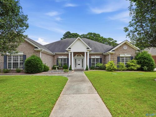 109 Crystal Springs Drive, Madison, AL, 35757 | Card Image