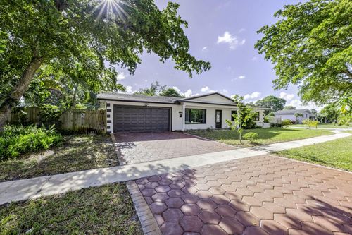 776 Nw 48th Ave, Plantation, FL, 33317-1430 | Card Image
