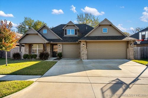 6903 S Dogwood Place, Broken Arrow, OK, 74011 | Card Image