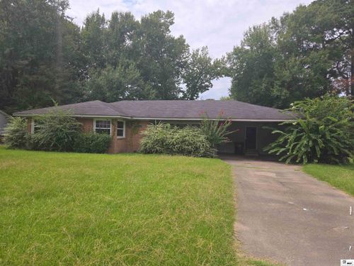 702 Maple St, Crossett, AR, 71635-3520 | Card Image
